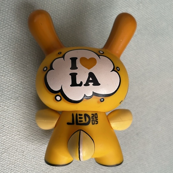 Kidrobot Dunny LA Series Joe Ledbetter Figure 2005 - Picture 3 of 10
